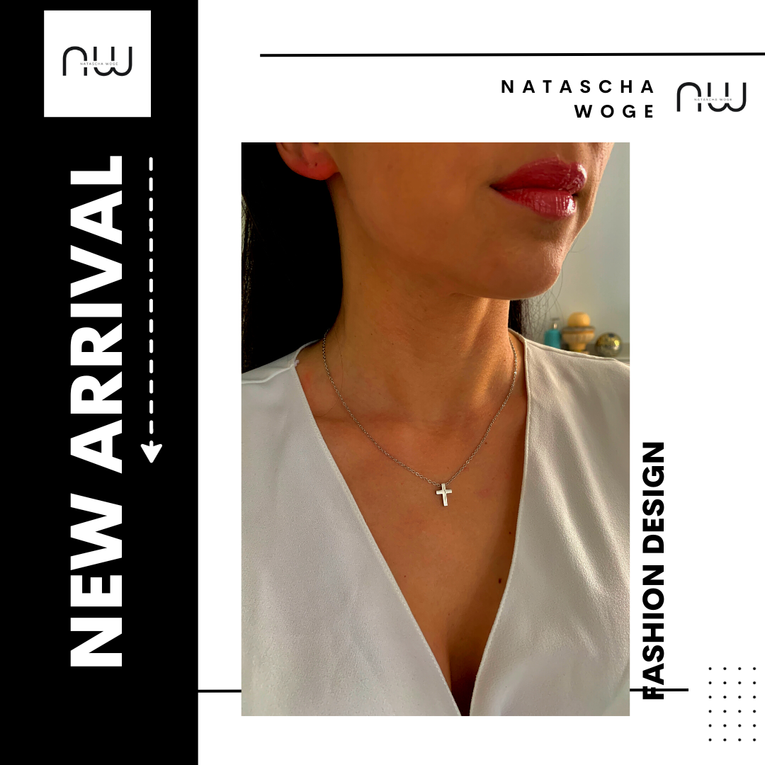 Mini Kreuz Halskette – dezenter Edelstahlschmuck in Gold oder Silber – Natascha Woge®
