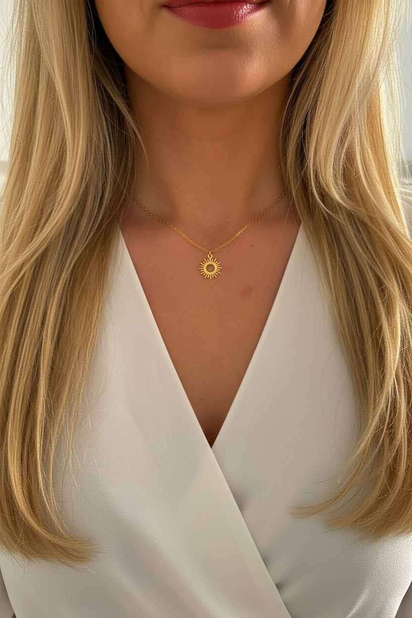 Sonne  Halskette – minimalistische Hollow Sun Kette aus Edelstahl in Gold oder Silber – Natascha Woge®