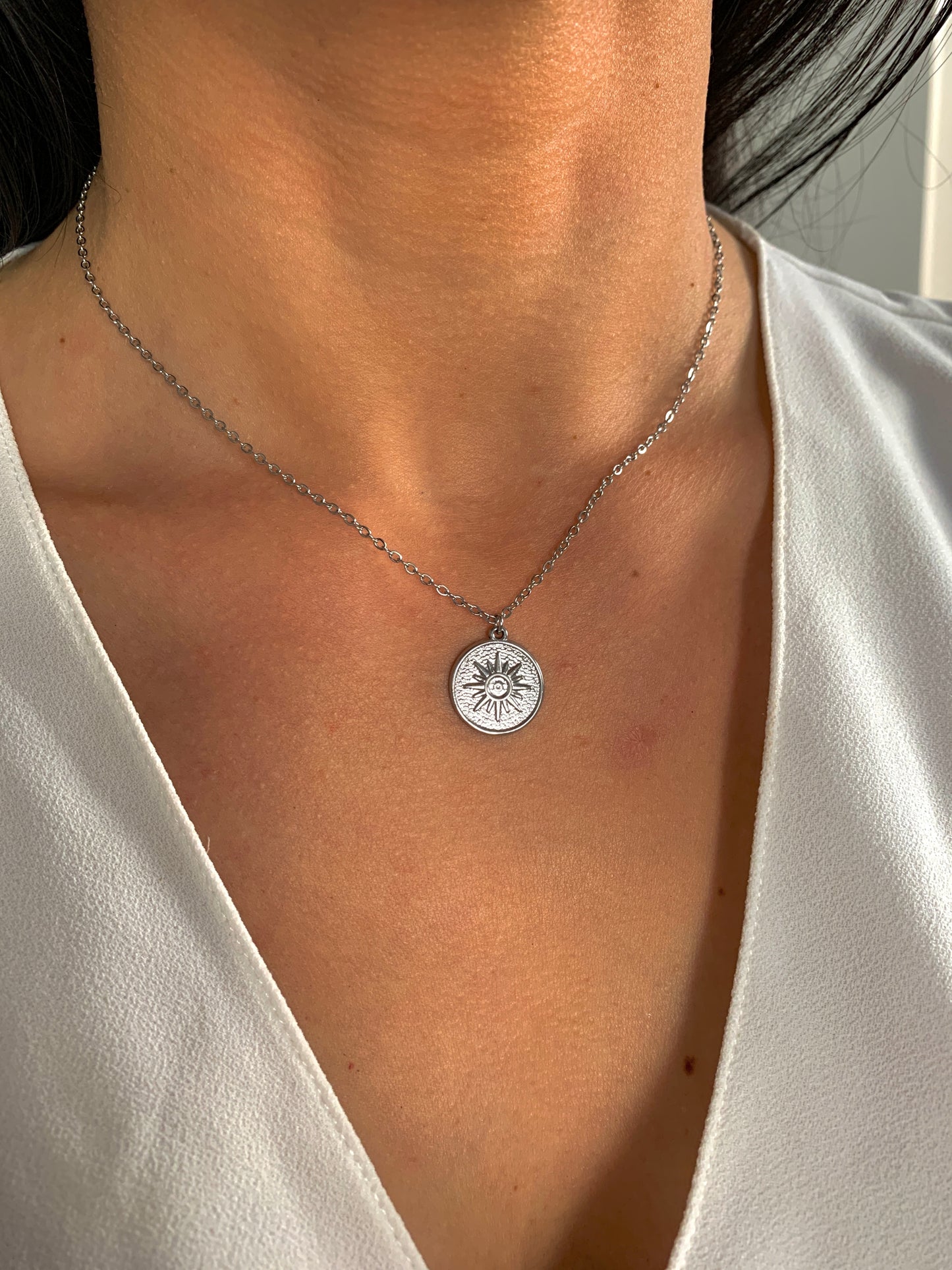 Sonnen Halskette – minimalistische Münzenkette aus Edelstahl in Gold oder Silber – Natascha Woge®