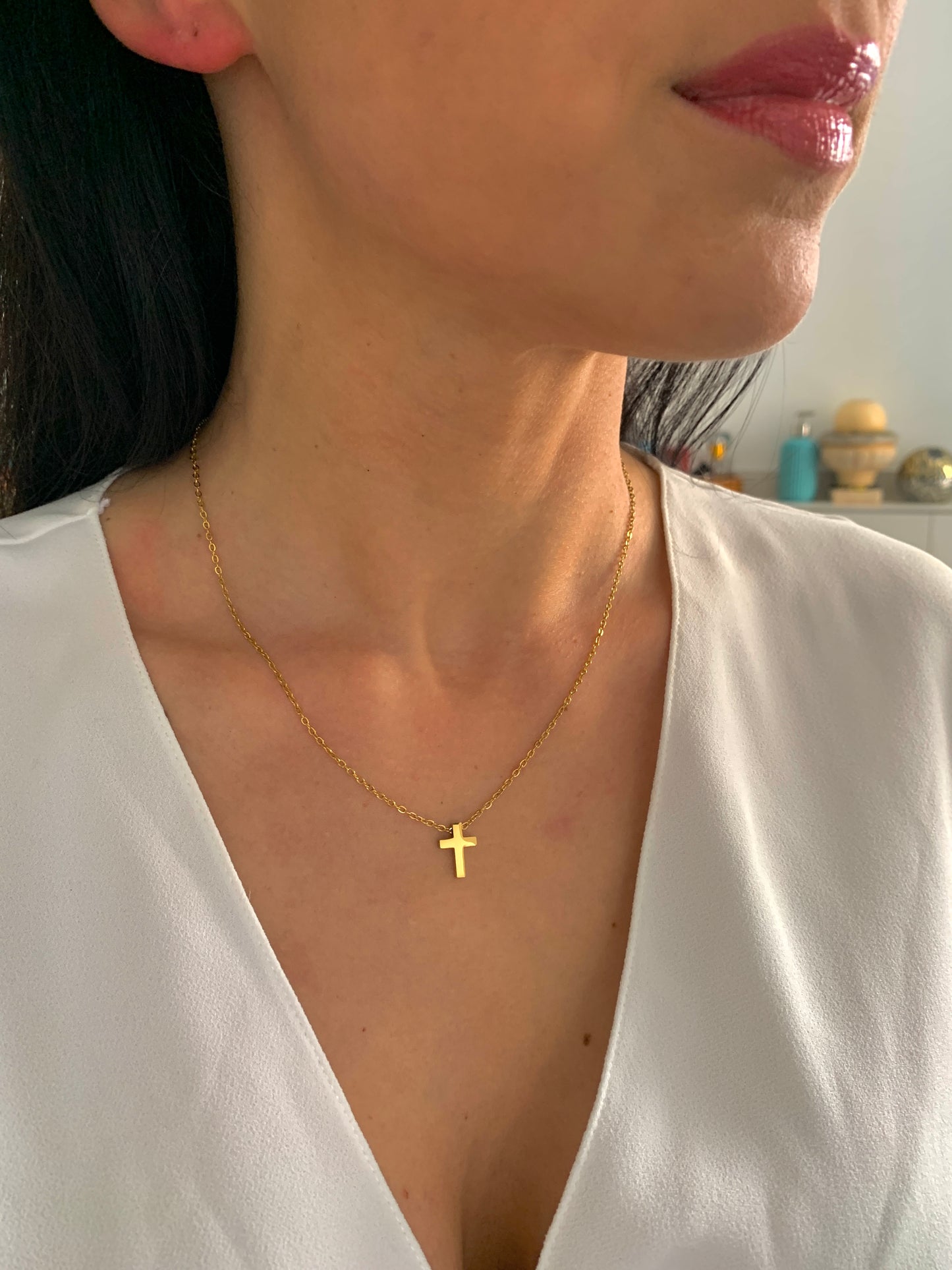 Mini Kreuz Halskette – dezenter Edelstahlschmuck in Gold oder Silber – Natascha Woge®