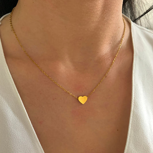Minimalistische Herz Halskette – zarter Edelstahlschmuck in Gold oder Silber – Natascha Woge®