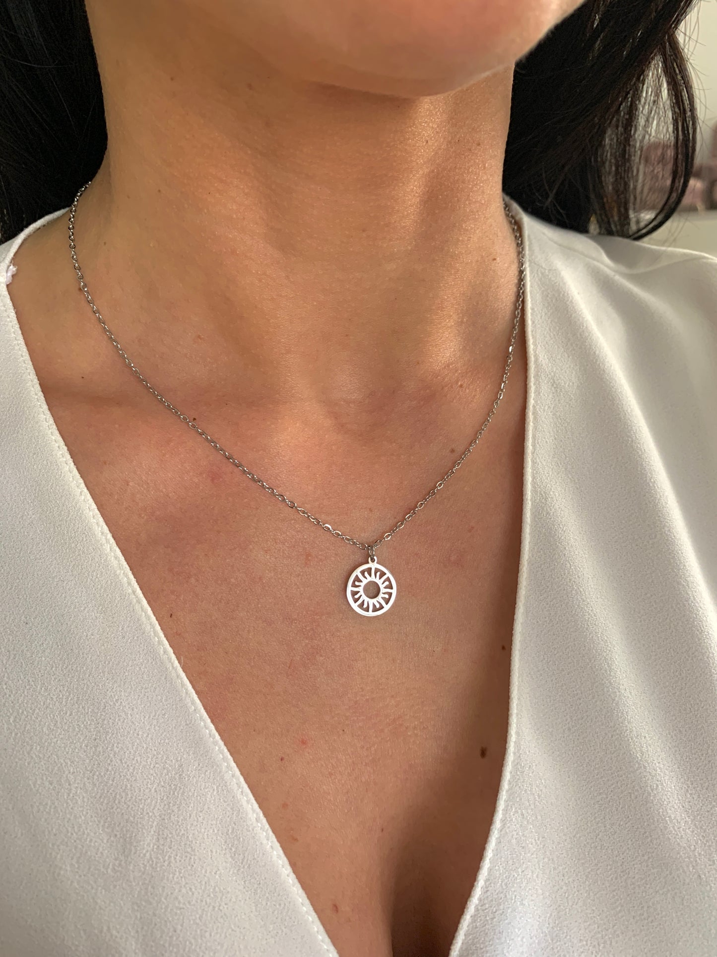 Sonnen Halskette – minimalistische Hollow Sun Halskette aus Edelstahl in Gold oder Silber – Natascha Woge®