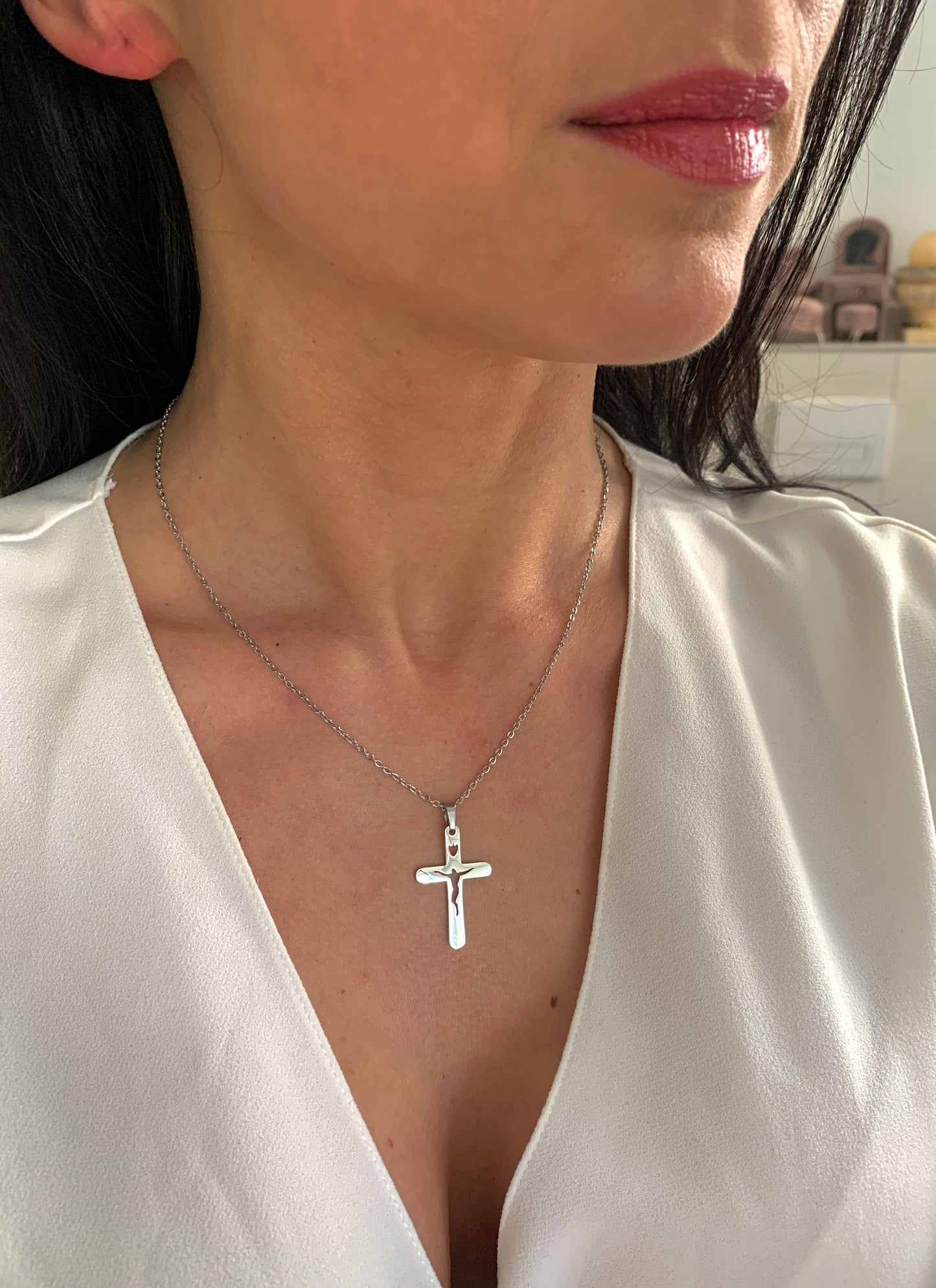 Jesus Kreuz Halskette – spiritueller Edelstahlschmuck in Gold oder Silber – Natascha Woge®