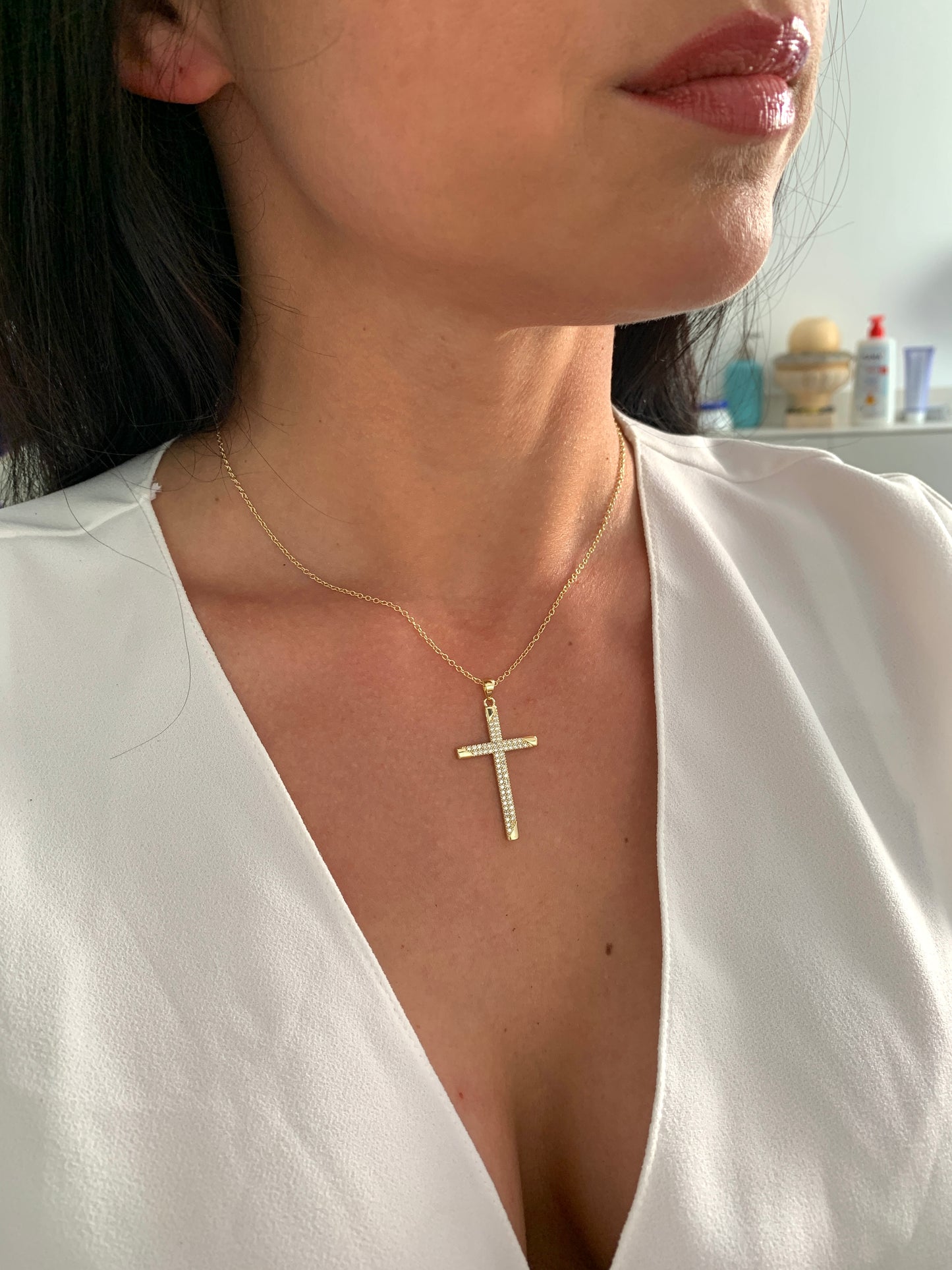 Kreuz Halskette mit Zirkonia – 14K goldplattierter Schmuck – Natascha Woge®
