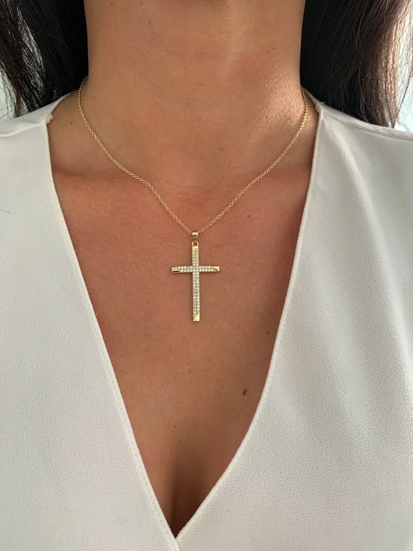 Kreuz Halskette mit Zirkonia – 14K goldplattierter Schmuck – Natascha Woge®