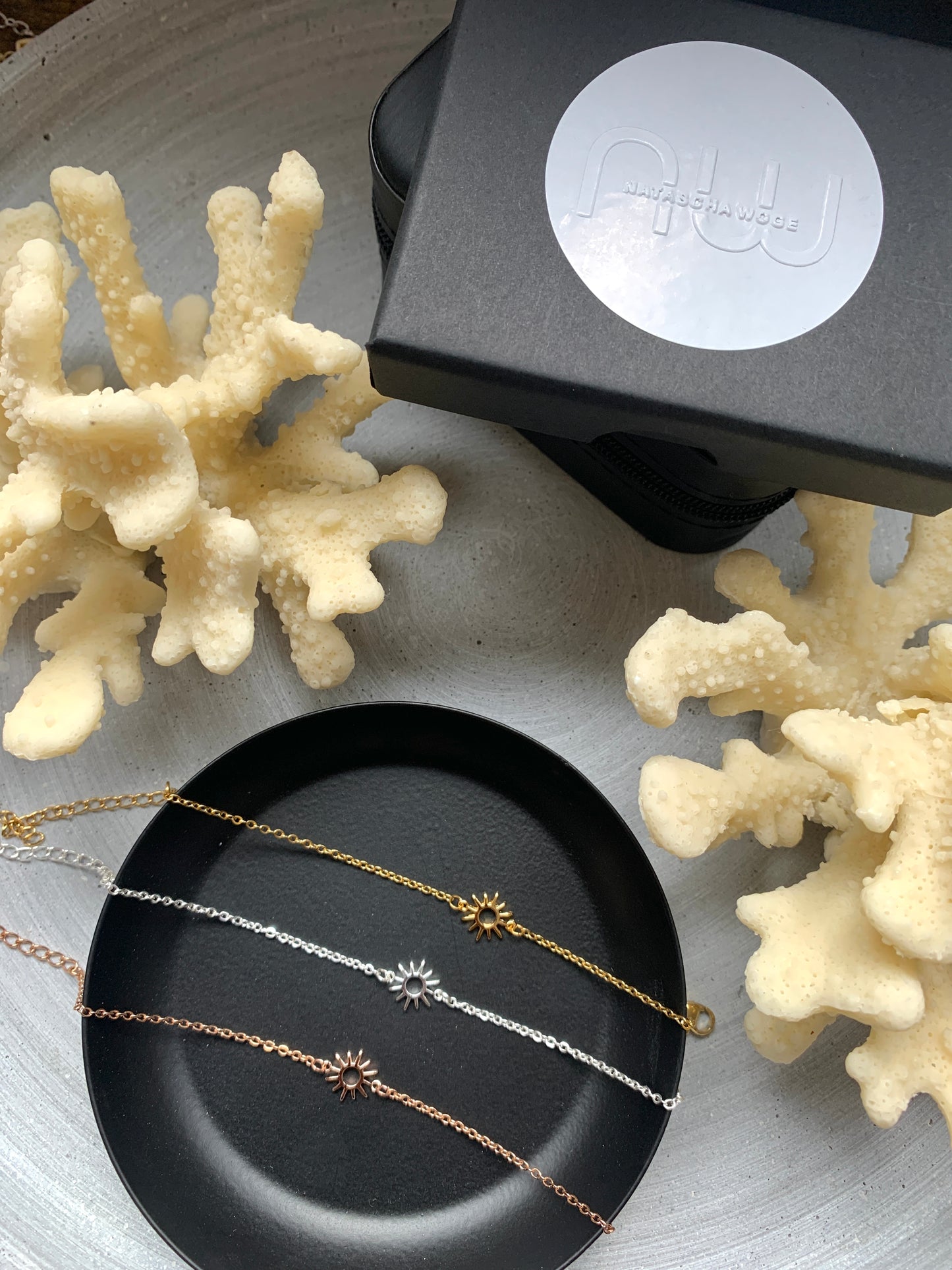 Sonne Armband – Minimalistischer Edelstahlschmuck in Gold, Roségold oder Silber – Natascha Woge®