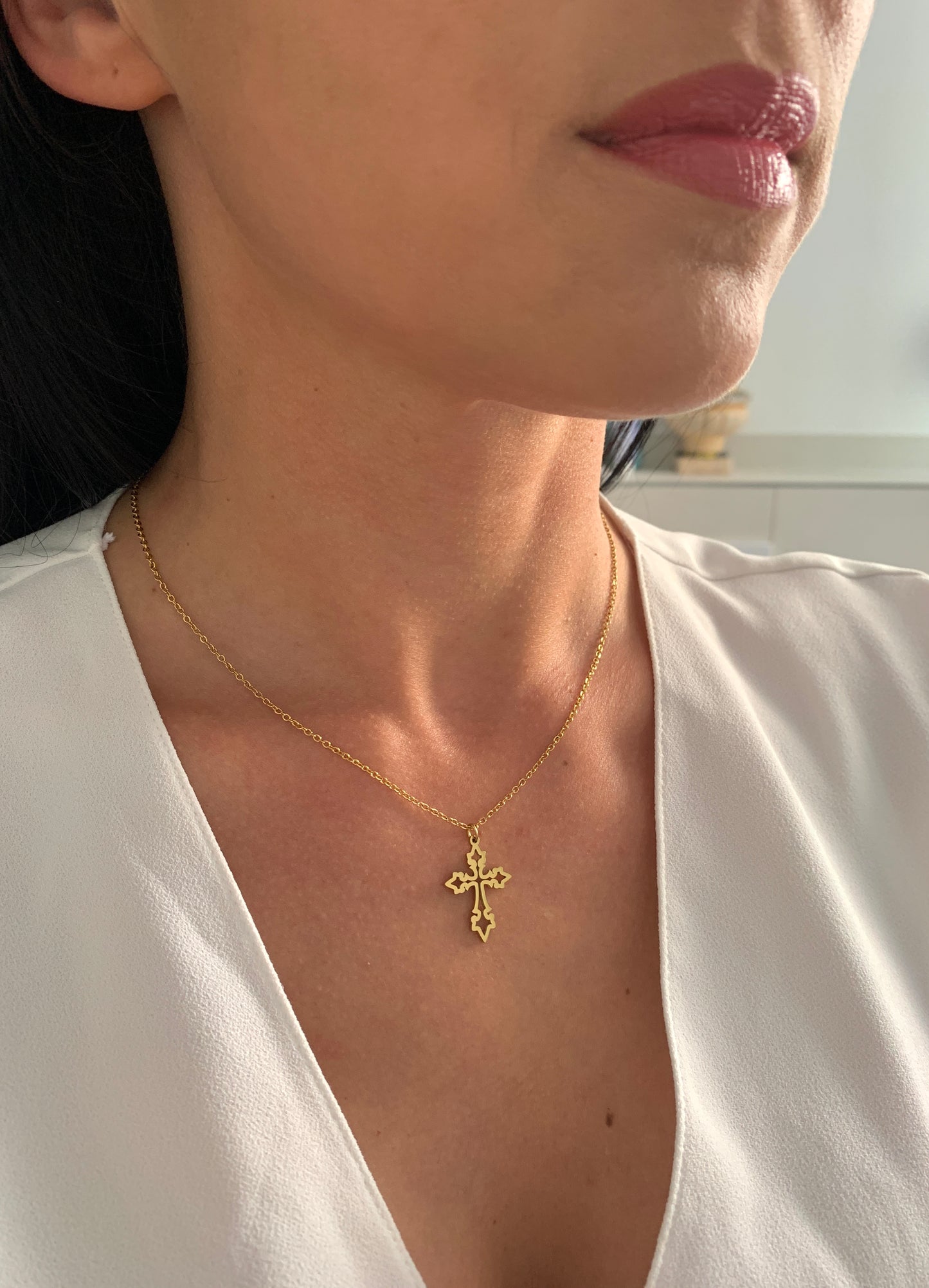 Kreuz Halskette – dezenter Edelstahlschmuck in Gold oder Silber – Natascha Woge®