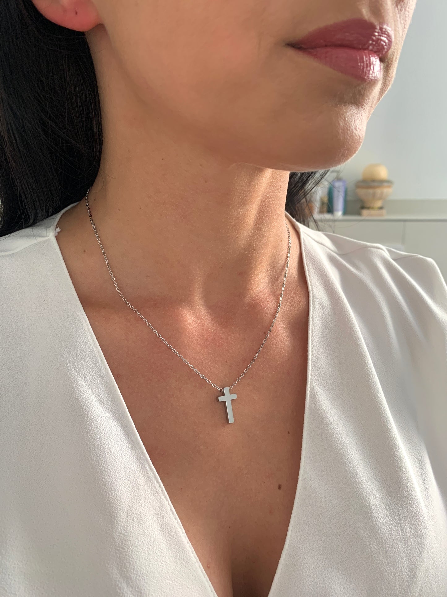 Kreuz Halskette – dezenter Edelstahlschmuck in Gold oder Silber – Natascha Woge®