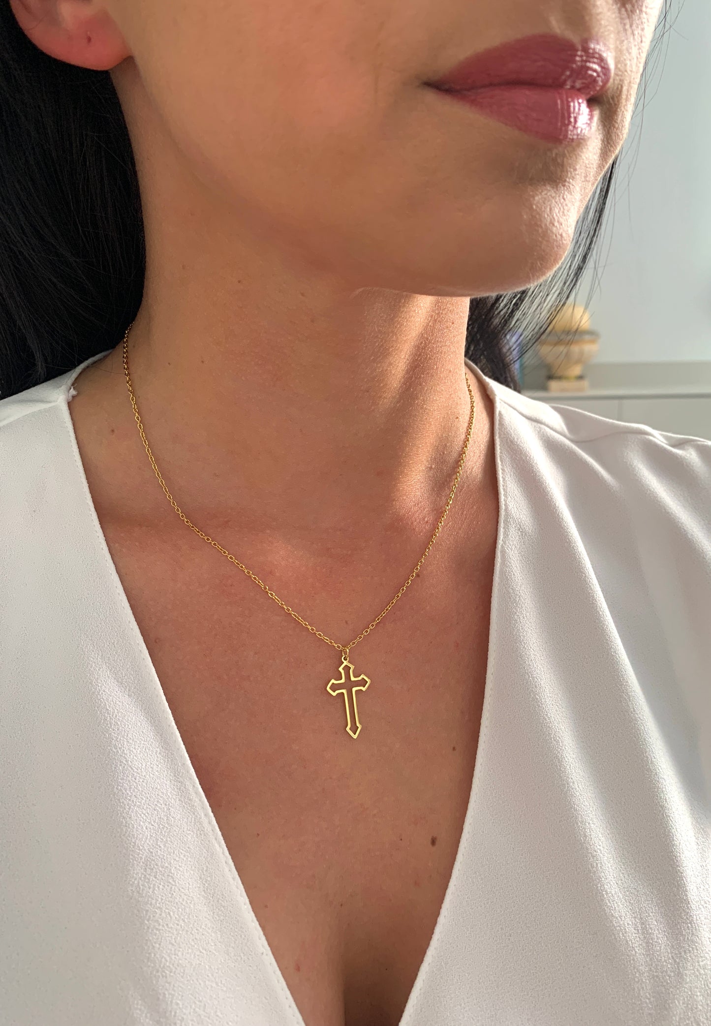 Kreuz Halskette – dezenter Edelstahlschmuck in Gold oder Silber – Natascha Woge®