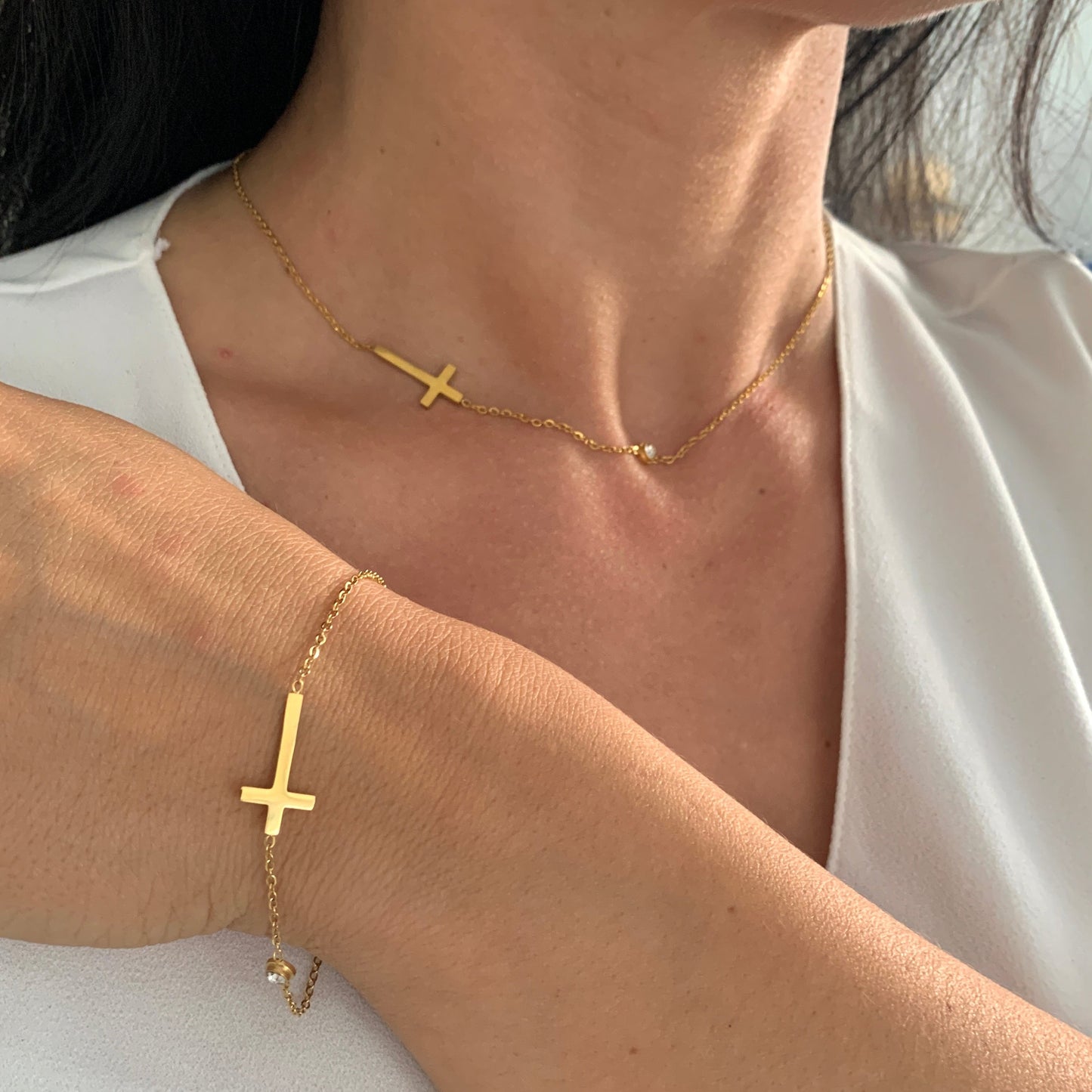 18K Gold Kreuz Schmuckset – Halskette & Armband mit Stein – Natascha Woge®