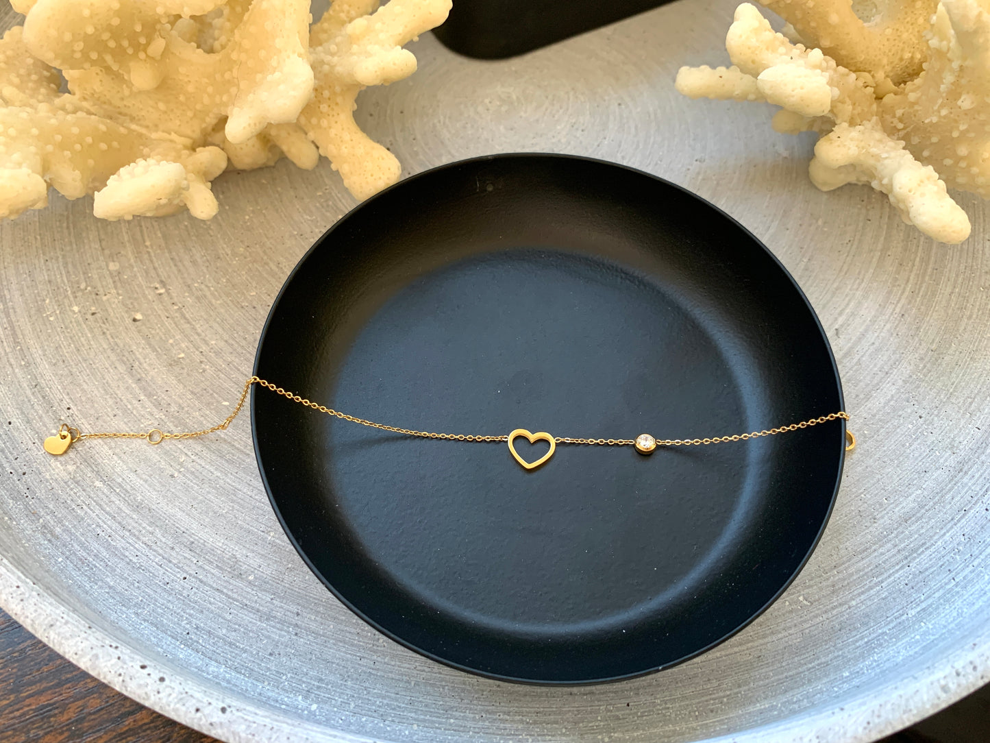 Zierliches Herz Armband – Minimalistischer Edelstahlschmuck in Gold – Natascha Woge®