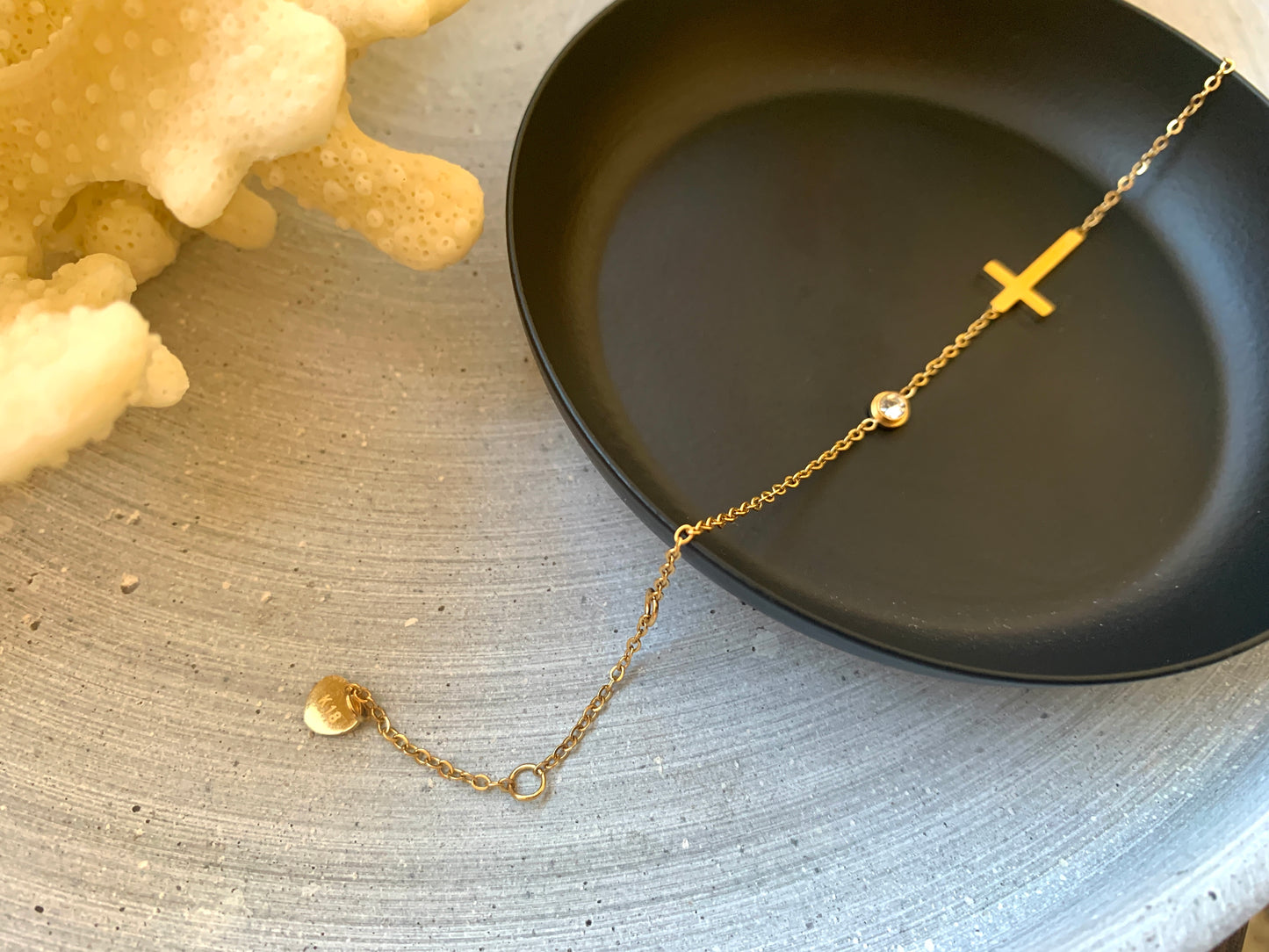 18K Gold Kreuz Schmuckset – Halskette & Armband mit Stein – Natascha Woge®