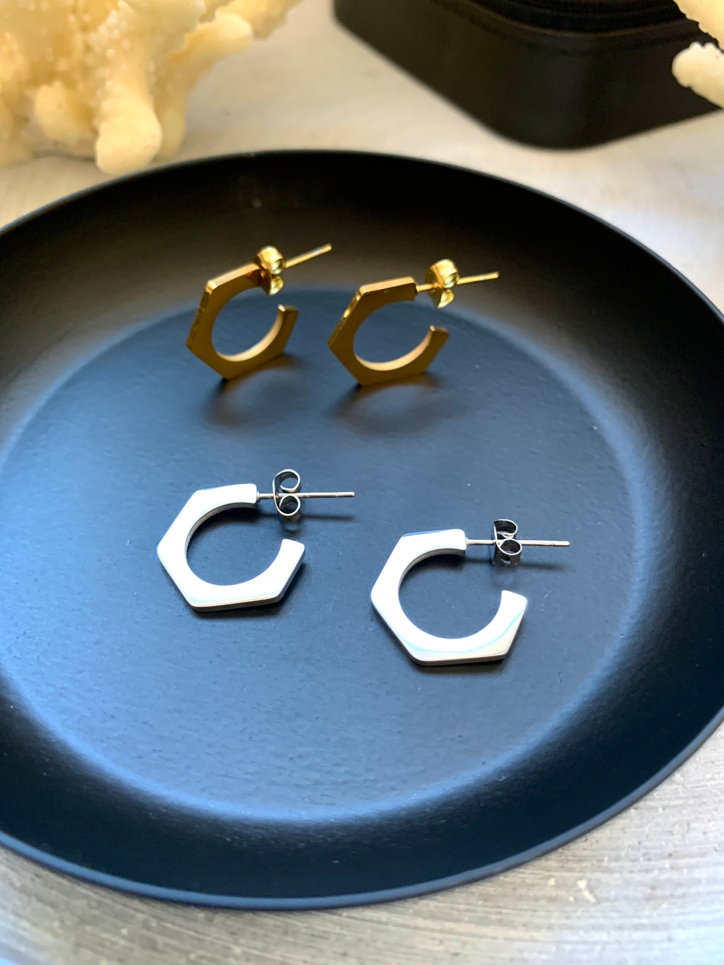 Mini Creolen Ohrringe Damen Edelstahl Gold Silber wasserfest – NataschaWoge®