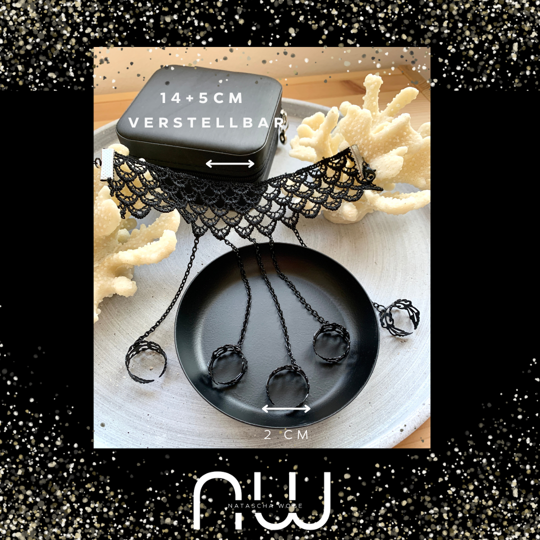 Gothic Handschuhe – Schwarzer Spitzen-Handschmuck mit Fingerringen – Natascha Woge®