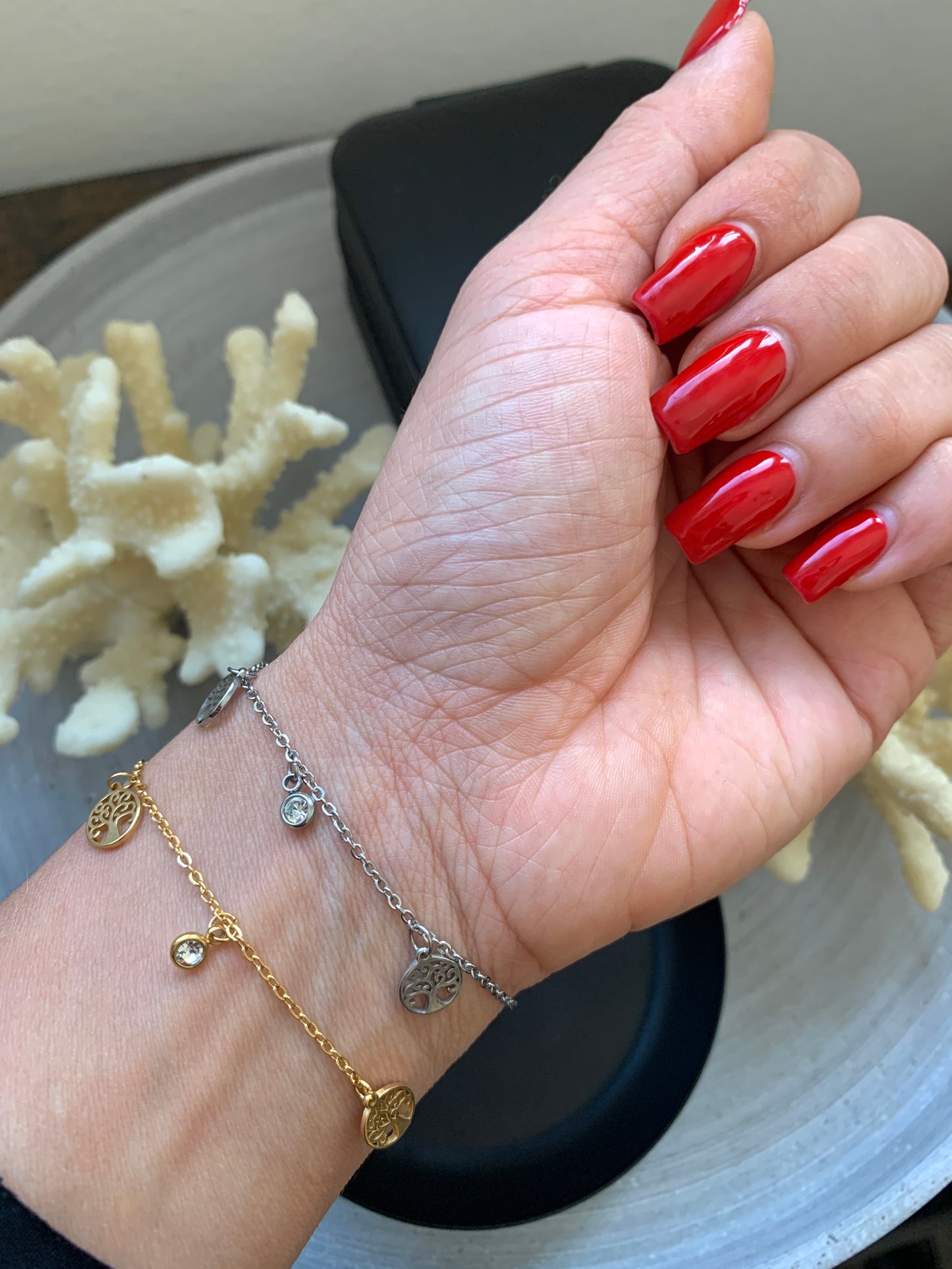 damen-armband-lebensbaum-edelstahl-gold-silber-minimalistisch-natascha-woge