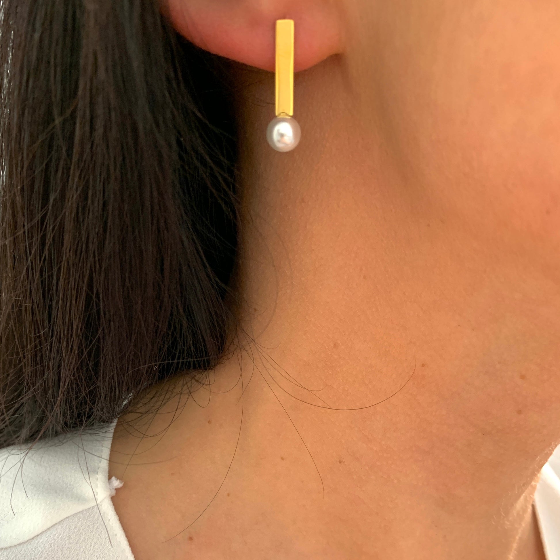 edelstahl-perlen-ohrringe-silber-minimalistisch-1-7cm