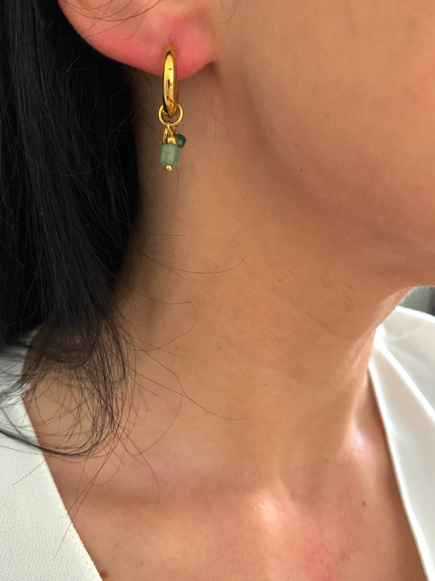 elegante-mini-creolen-gold-aventurin-gruen