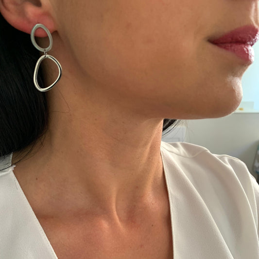 lange-creolen-edelstahl-silber-gold-minimalistisch-wasserfest-damen