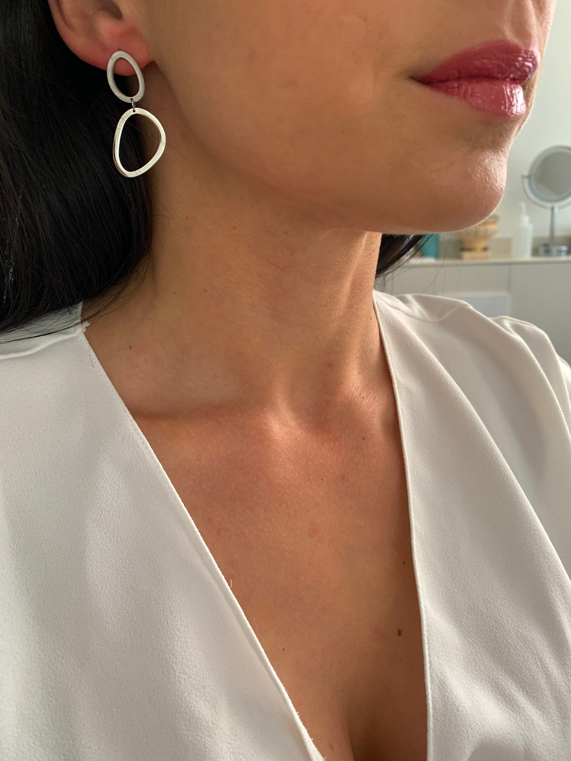 lange-minimal-creolen-edelstahl-damen-geschenkidee