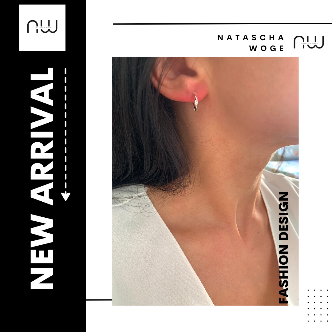 mini-creolen-ohrringe-edelstahl-gold-schlicht-damenschmuck