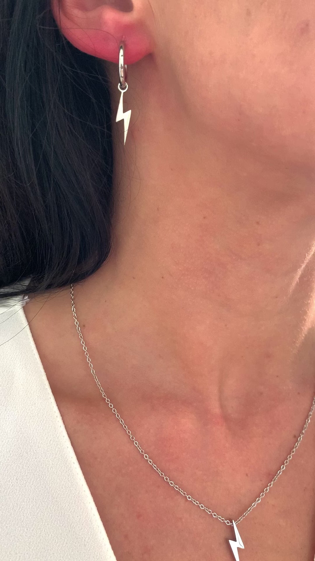 filigrane-blitz-creolen-edelstahl-gold-silber-natascha-woge