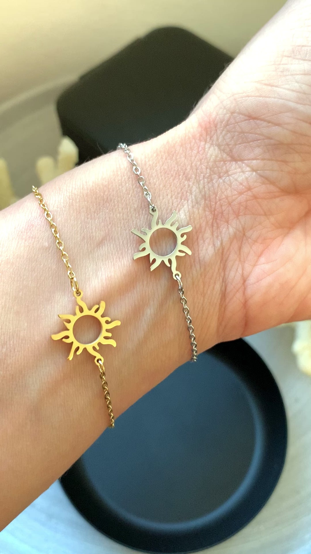 minimalistisches-sonnenarmband-edelstahl-gold-silber-elegant-natascha-woge